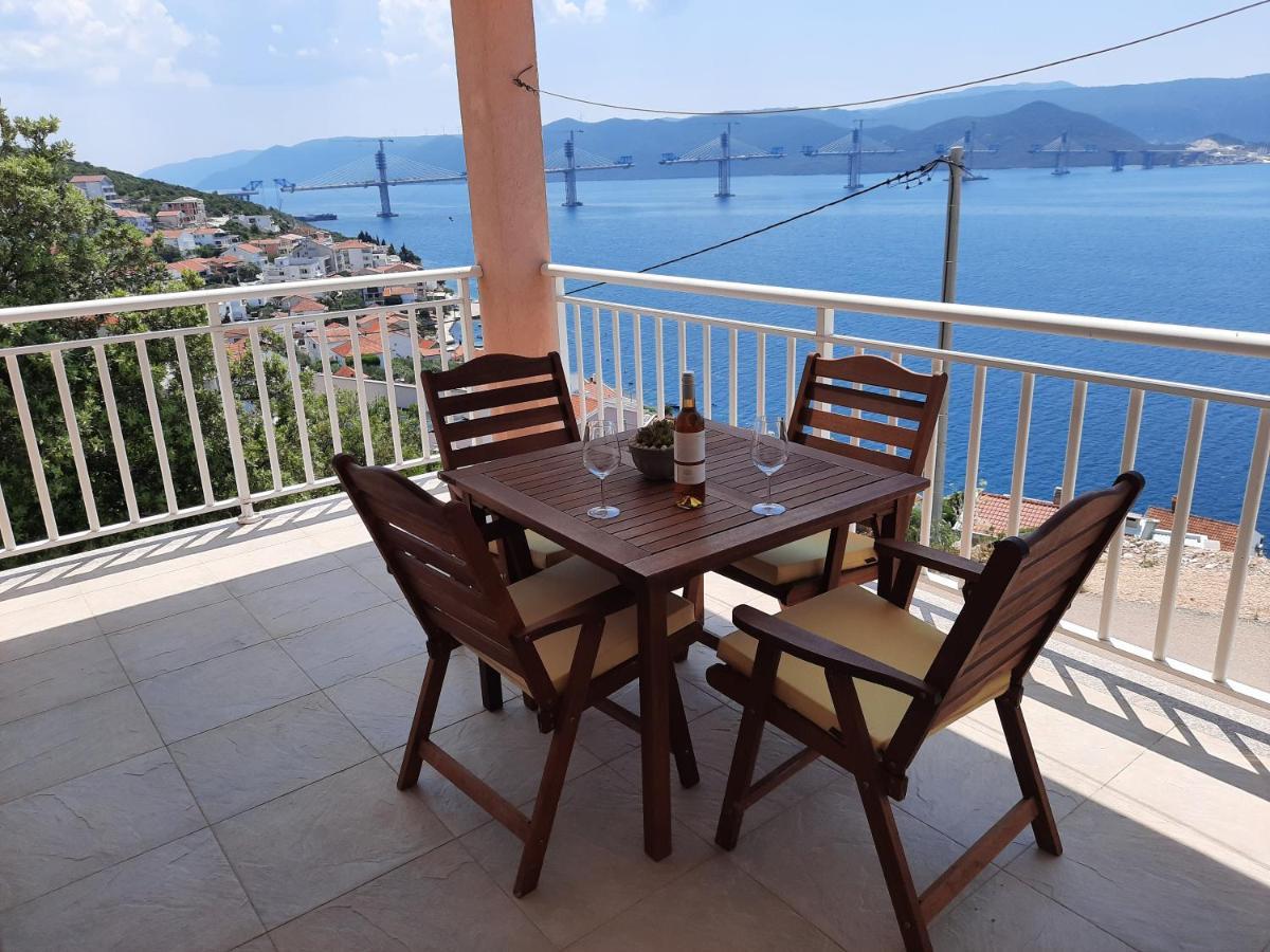 Bella Vista Appartement Komarna Buitenkant foto