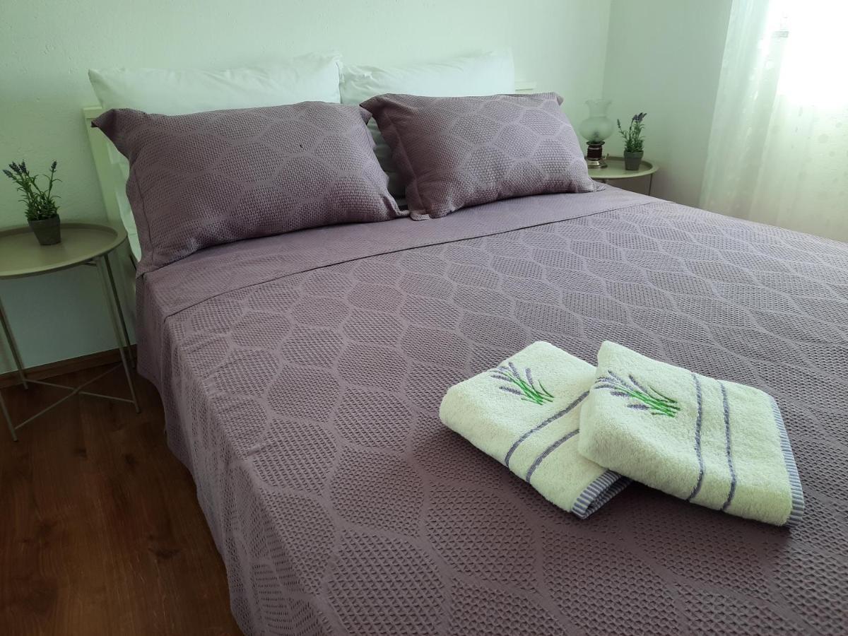 Bella Vista Appartement Komarna Buitenkant foto